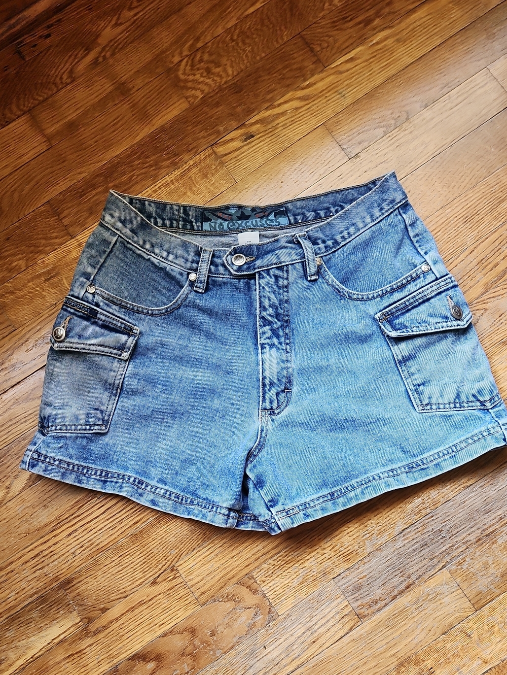 Alessi Vintage No Excuses JUNIORS Denim Shorts